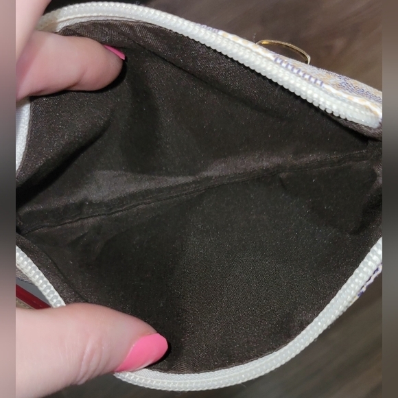 Leather checkered zip-up cosmetic bag - Picture 3 of 5